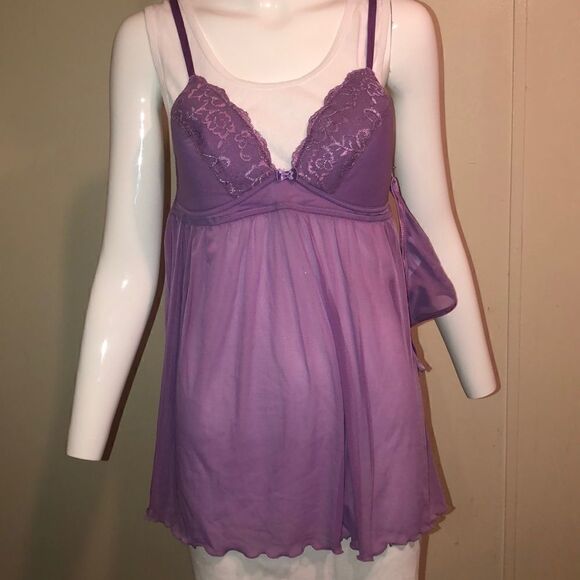 Lingerie   - Picture 1 of 7